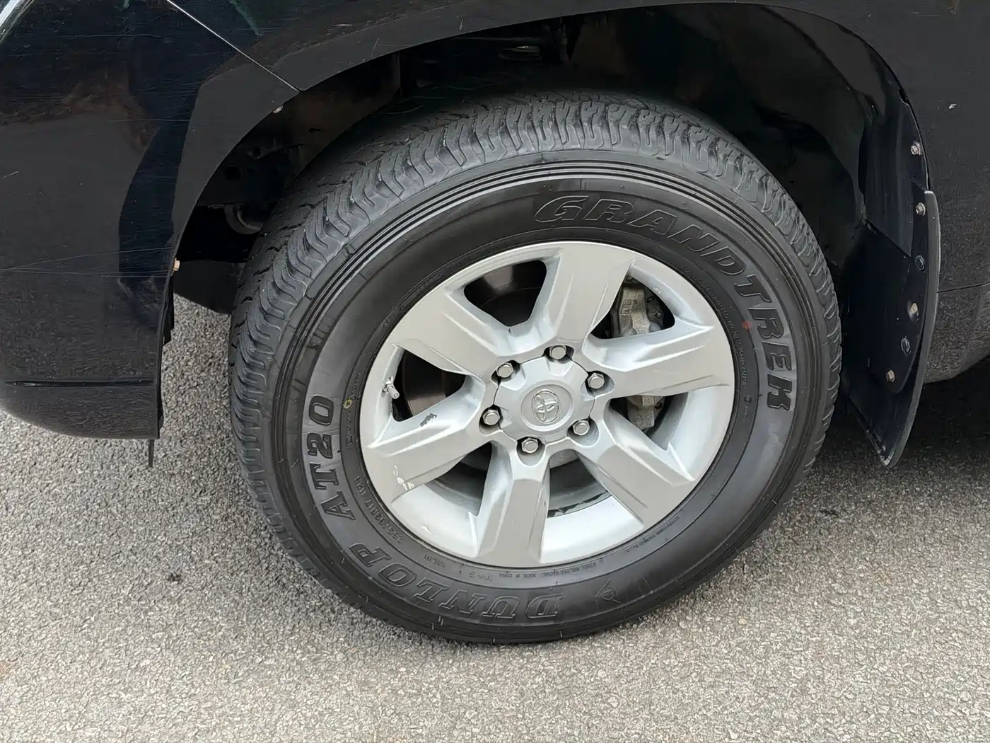 Toyota Prado 2016 2.7L Manual Edition фото 30