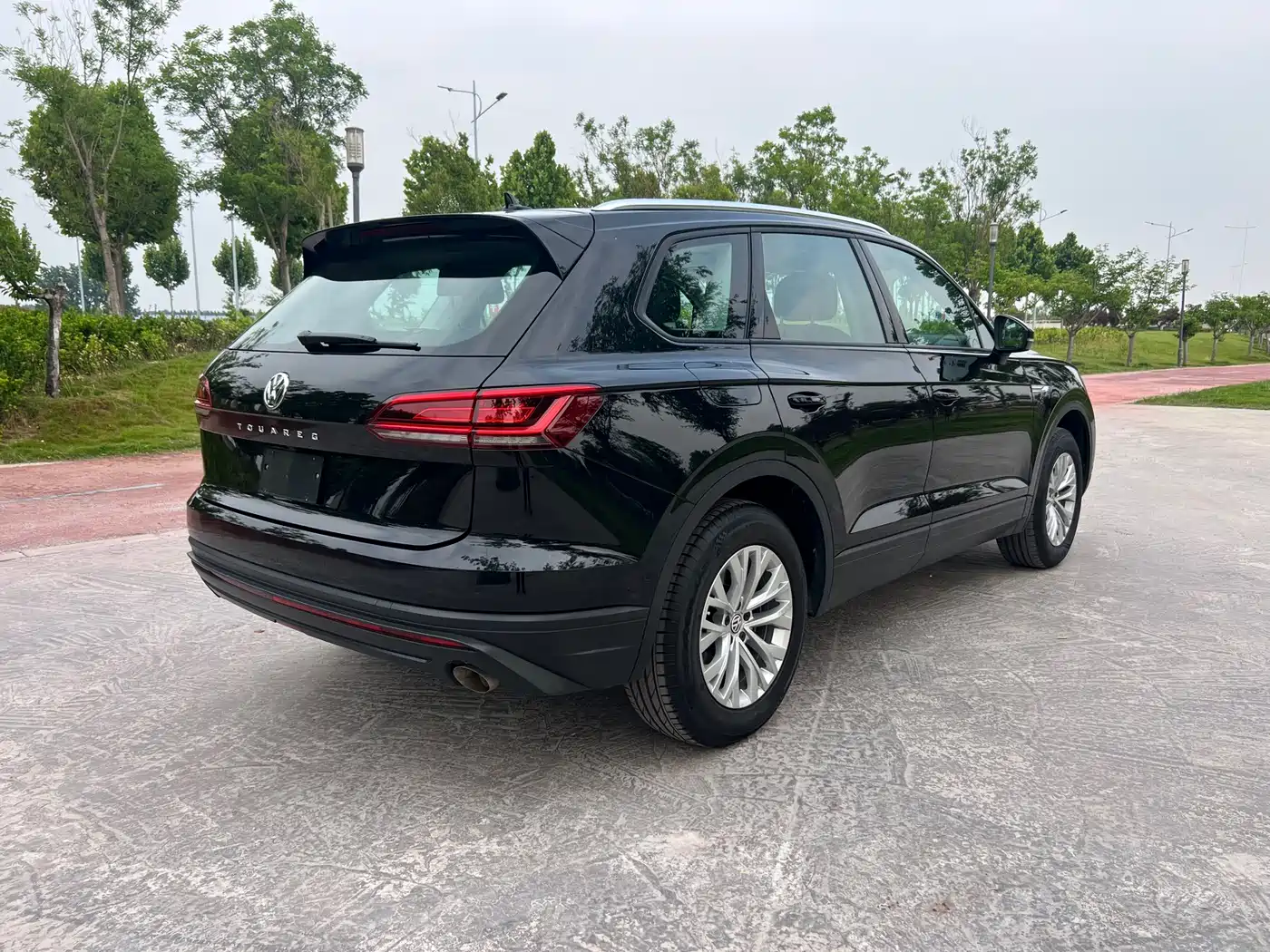 Volkswagen Touareg 2019 2.0TSI Pilot Edition China VI фото 5