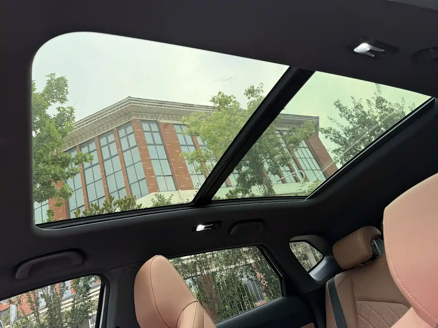 Changan UNI-Z New Energy 2025 2024 Blue Whale iDD 125km Surpassing Edition