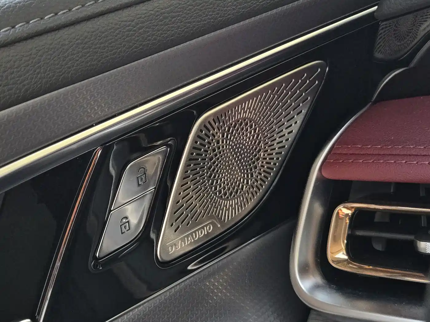 Hongqi H5 2023 2.0T Auto Smart Connect Flagship фото 9