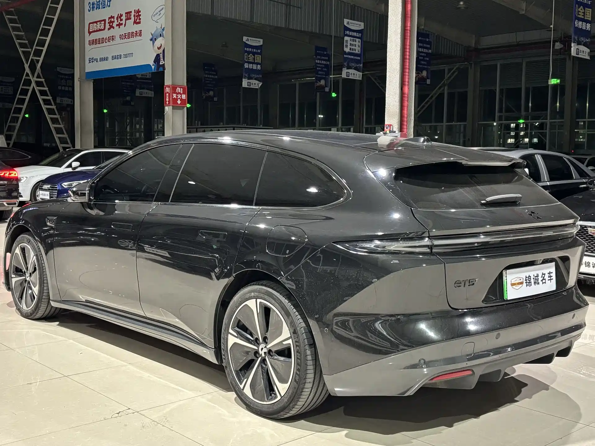 Фото 6 - NIO ET5T