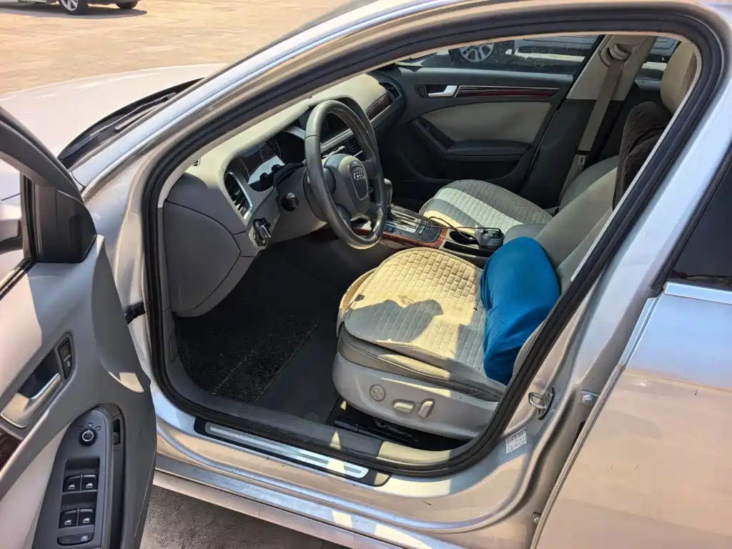 Audi A4L 2009 2009 2.0 TFSI Comfort