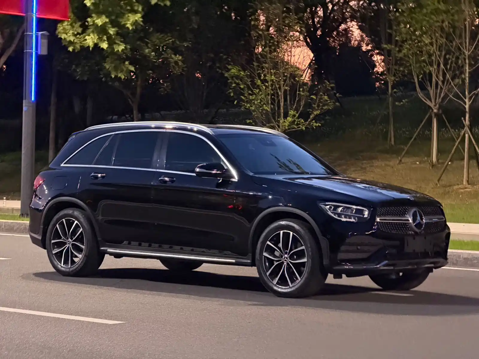 Фото 3 - Mercedes-Benz GLC
