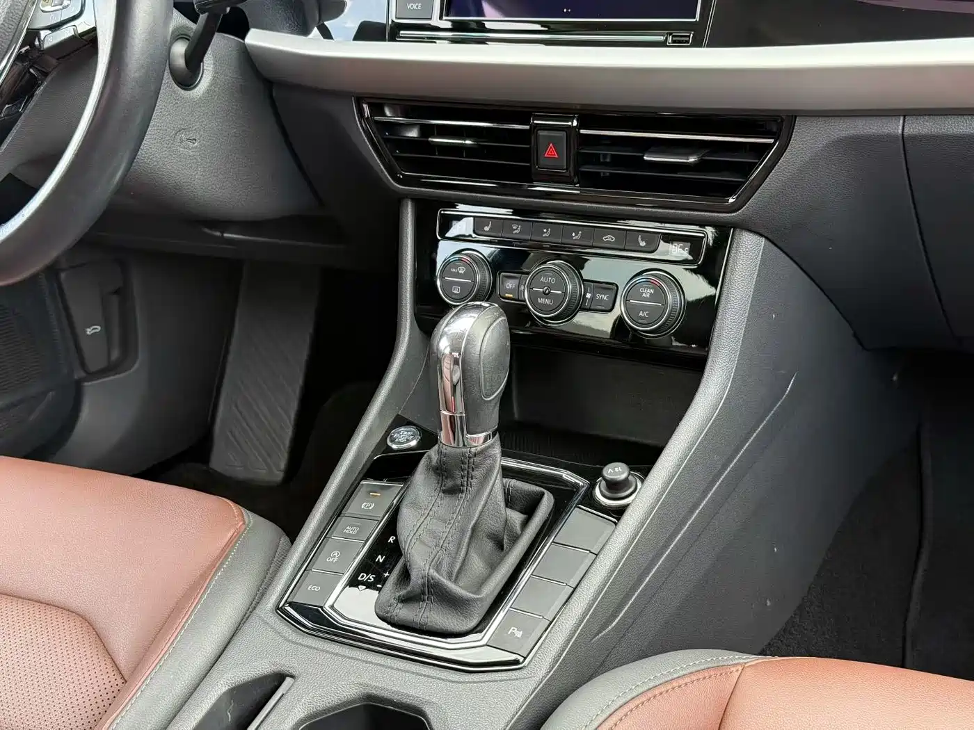 Volkswagen Lavida 2019 280TSI DSG Luxury Edition China VI фото 8