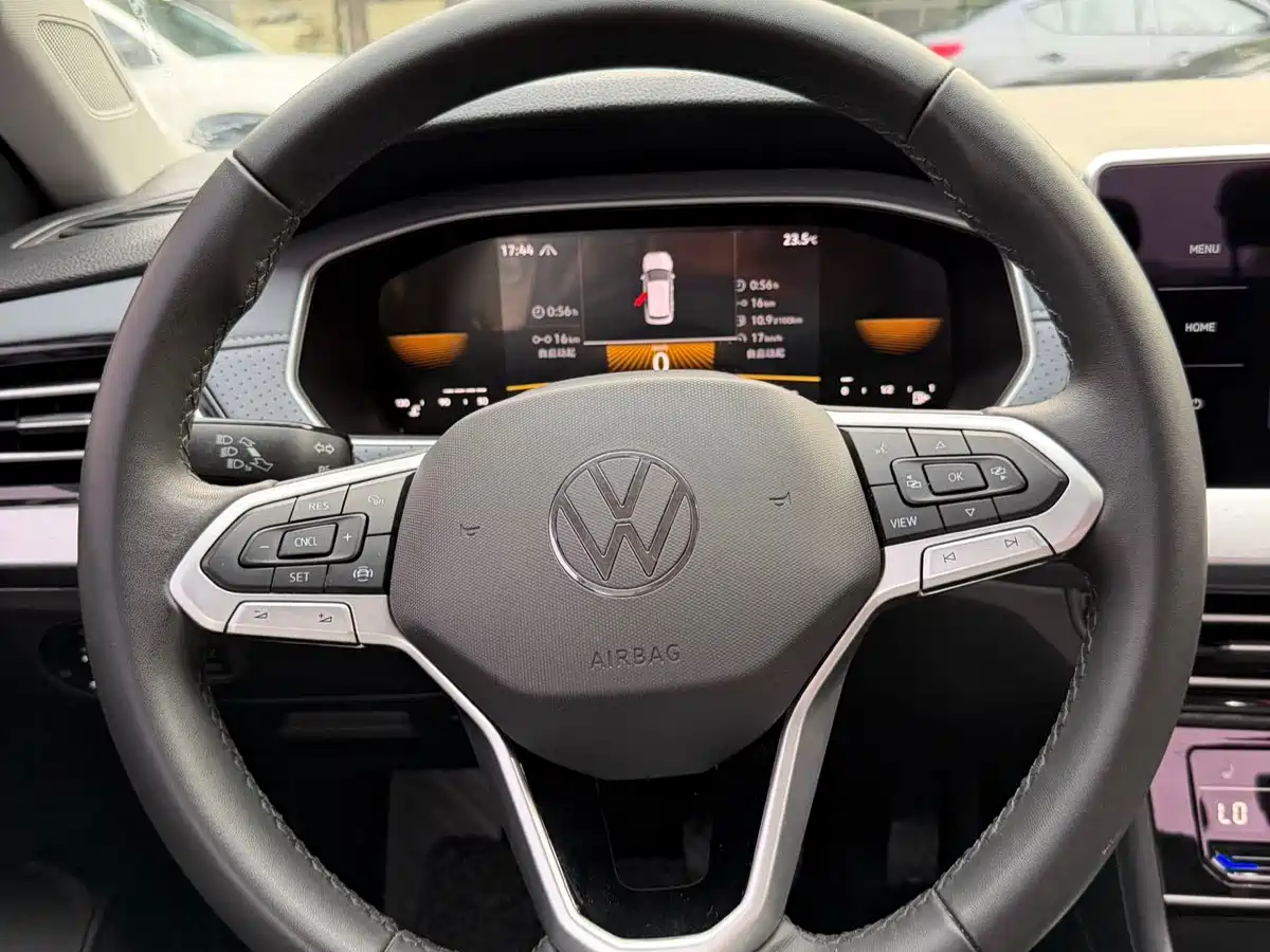 Volkswagen Lavida 2023 280TSI DSG Comfort Edition фото 7
