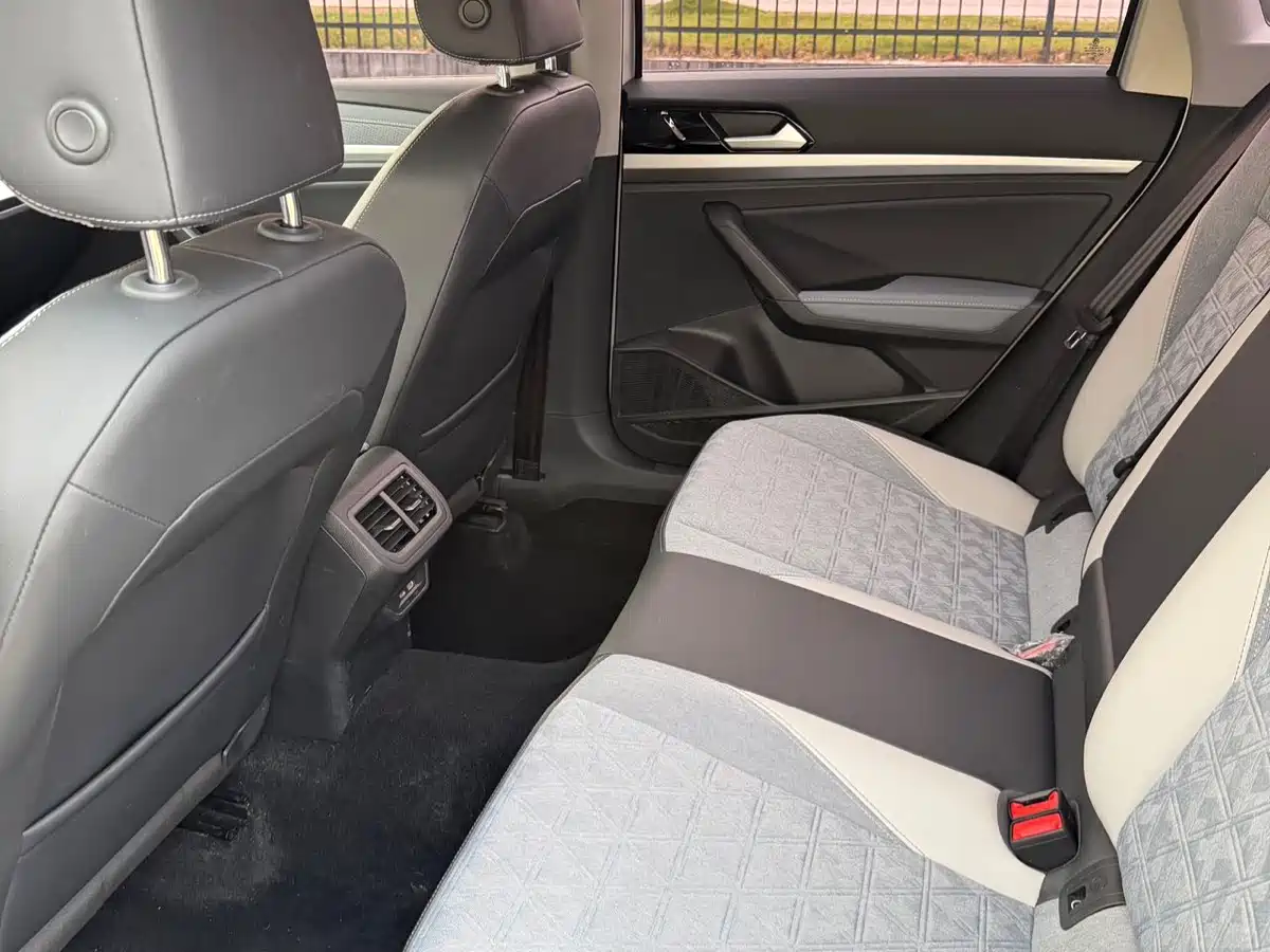 Volkswagen Lavida 2023 280TSI DSG Comfort Edition фото 11