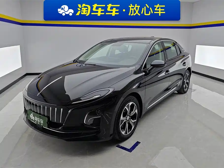 Hongqi E-QM5 2023 Facelift Basic Travel Edition