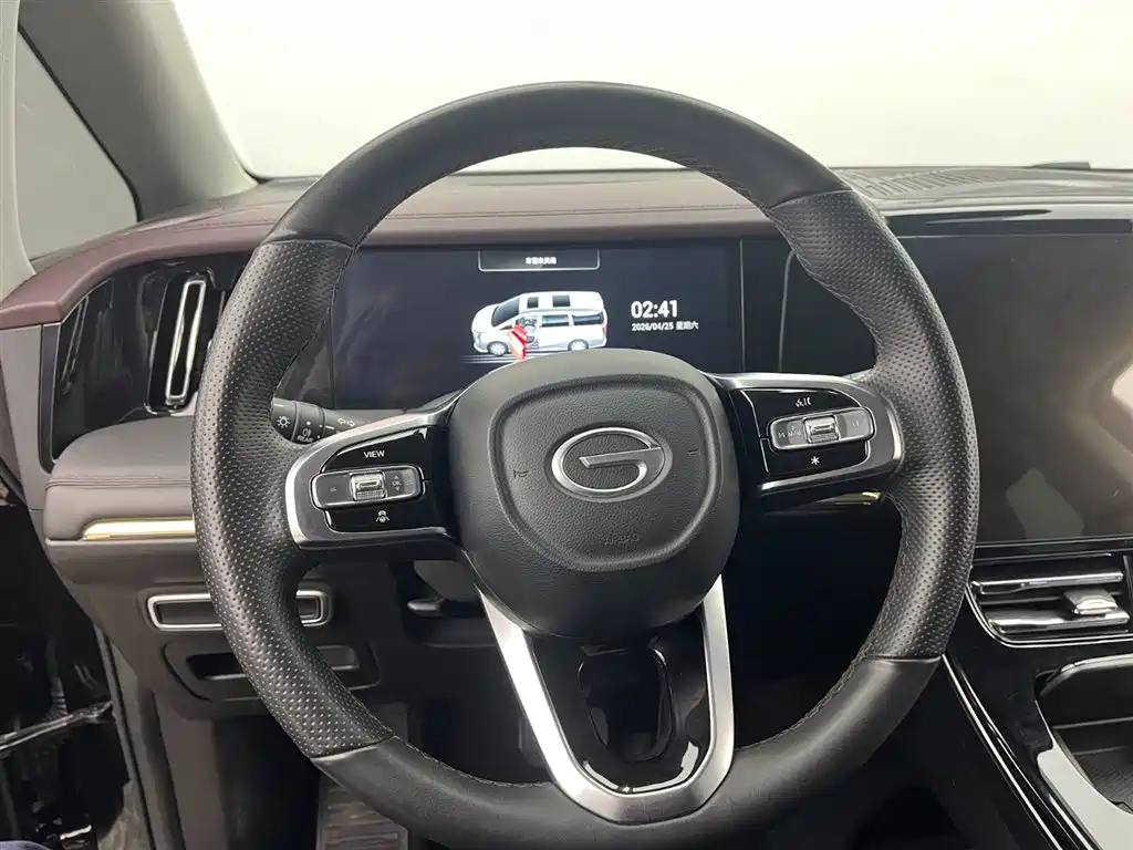 GAC TRUMPCHI TRUMPCHI M8