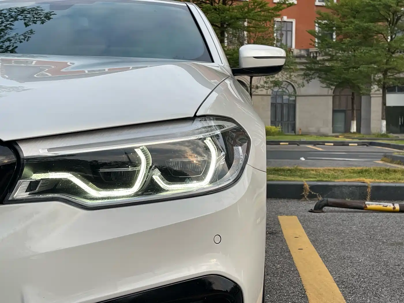 BMW 5 Series 2019 530Li Premium M Sport Package фото 8