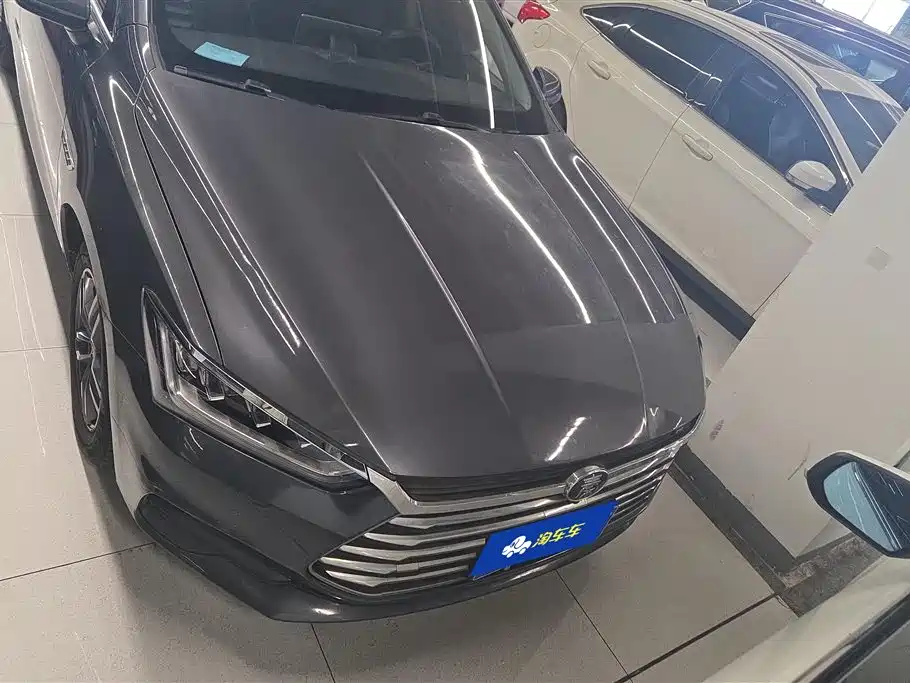 BYD Qin Pro 2018 1.5TI Automatic Smart Connected Dynamic Edition фото 2