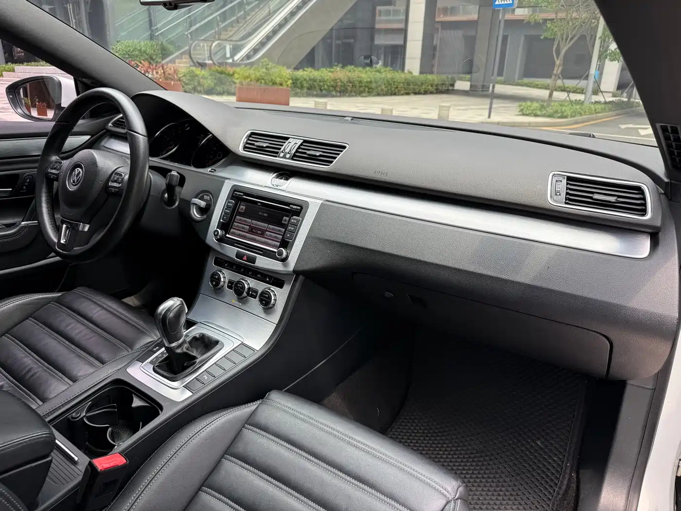 Volkswagen FAW-Volkswagen CC 2016 Model 1.8TSI Premium фото 16