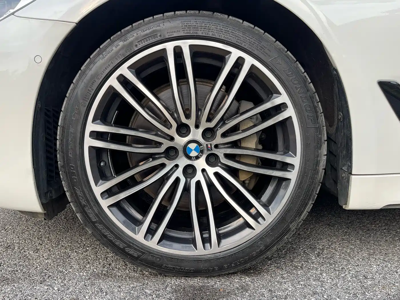 BMW 5 Series 2019 530Li Premium M Sport Package фото 9