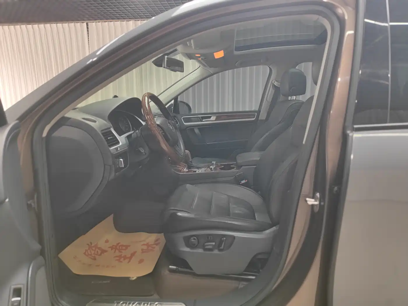Volkswagen Touareg 2011 3.0TSI Comfort фото 9