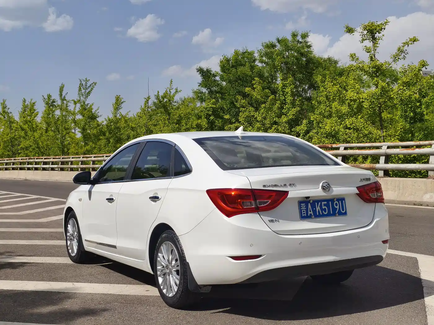 Buick Excelle 2016 15N Automatic Elite фото 5