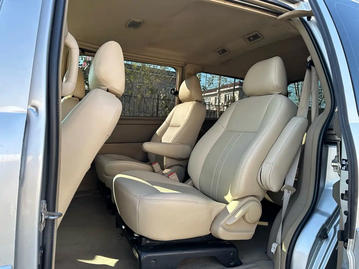Buick GL8 2012 2011 2.4L CT Comfort Edition