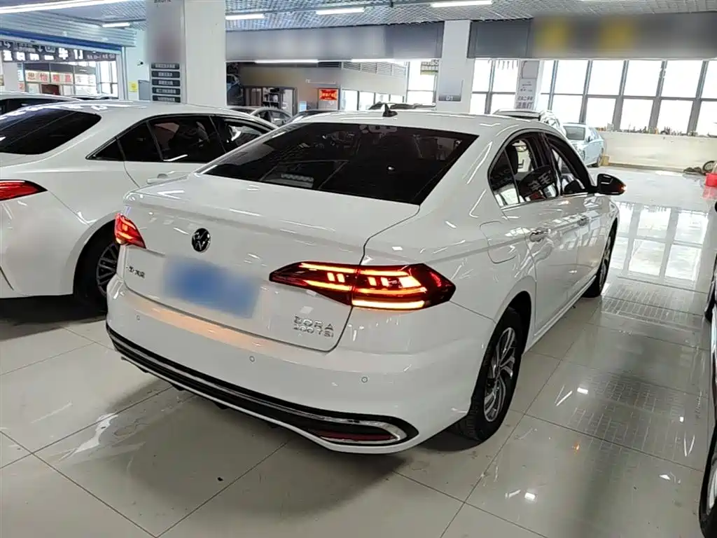 Volkswagen Bora 2023 200TSI DSG Yuexing Edition фото 7