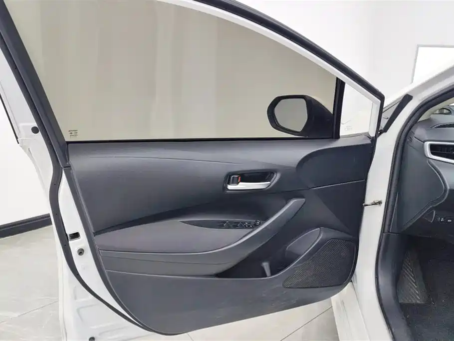 Toyota Corolla 2021 TNGA 1.5L CVT Pioneer Edition фото 7