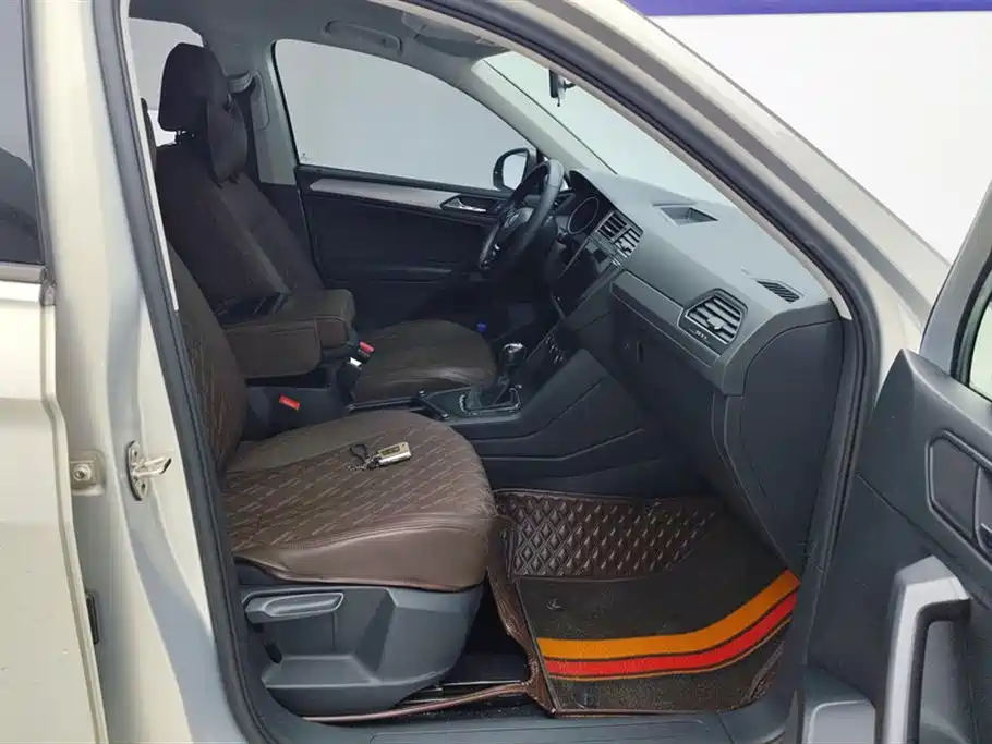 Volkswagen Tiguan L 2020 330TSI Auto 2WD Trend China VI фото 8
