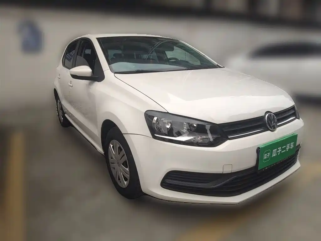 Volkswagen Polo 2016 1.4L Manual Trend фото 3