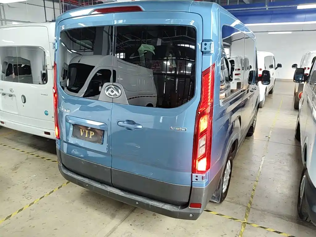 SAIC Maxus Xintu V90 2020 2019 2.0T Manual Zhiduo Star FWD Single Tire Short Wheelbase Medium Roof 6-Seater