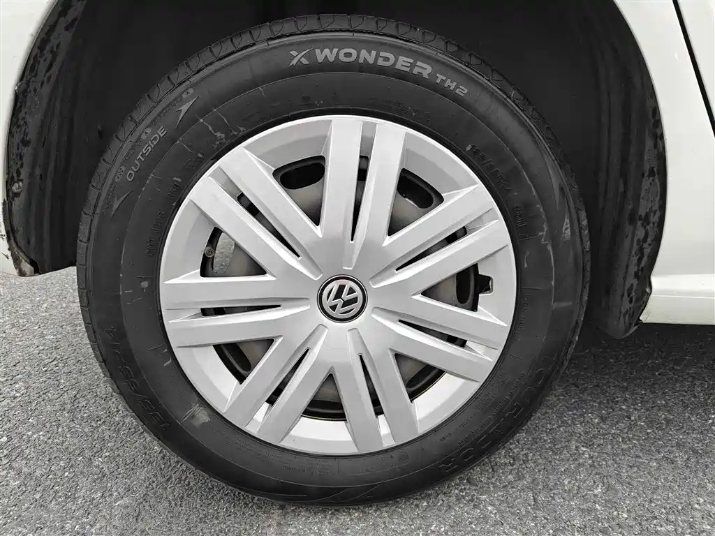 Volkswagen Polo 2018 1.5L Auto Safe Drive фото 11