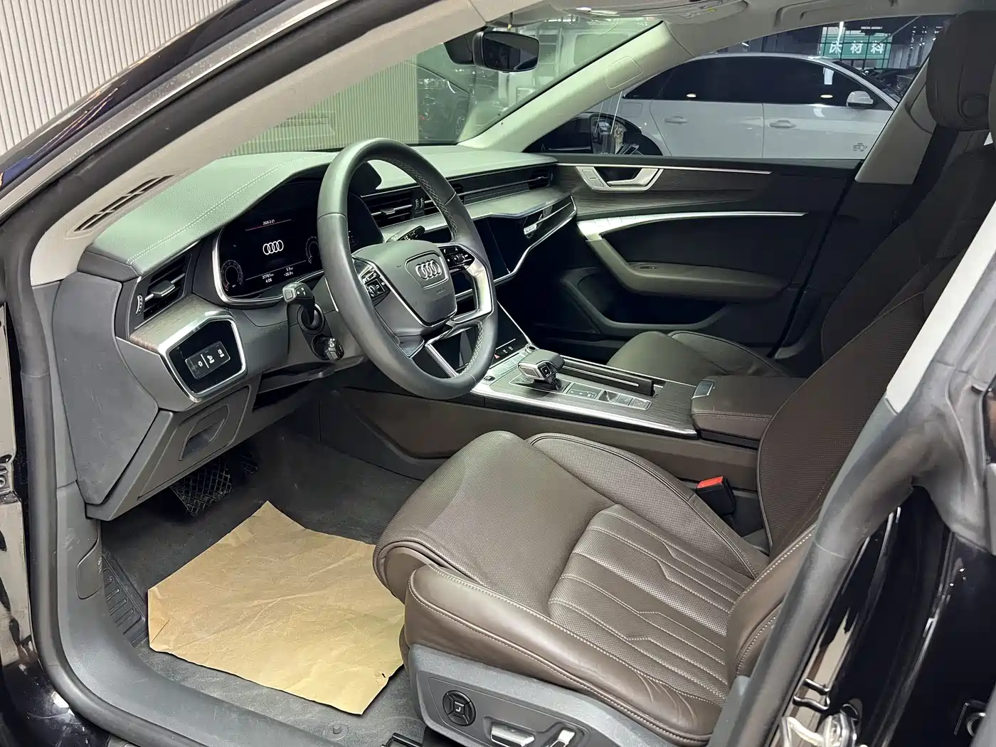 Audi A7L 2022 2022 45 TFSI quattro S-line Vision Crystal Package