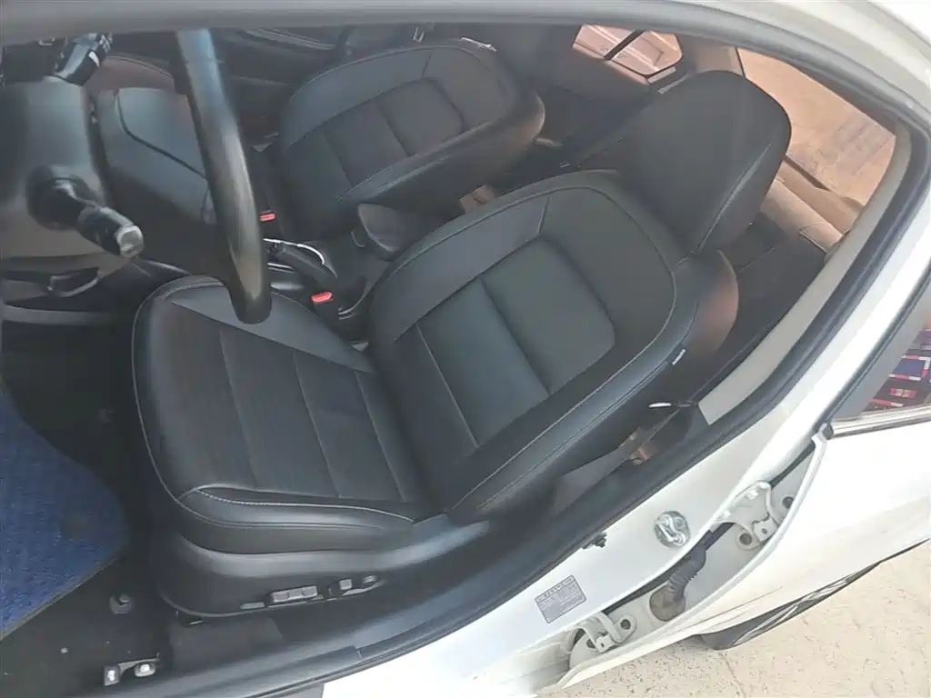 Kia K3 2017 1.6L Automatic 15th Anniversary Special GLS фото 15