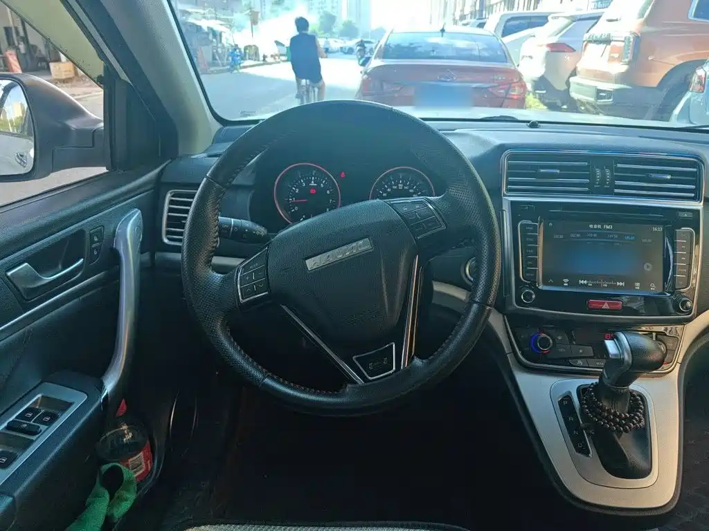 Haval M6 2018 2018 Facelift 1.5T DCT 2WD Elite Edition