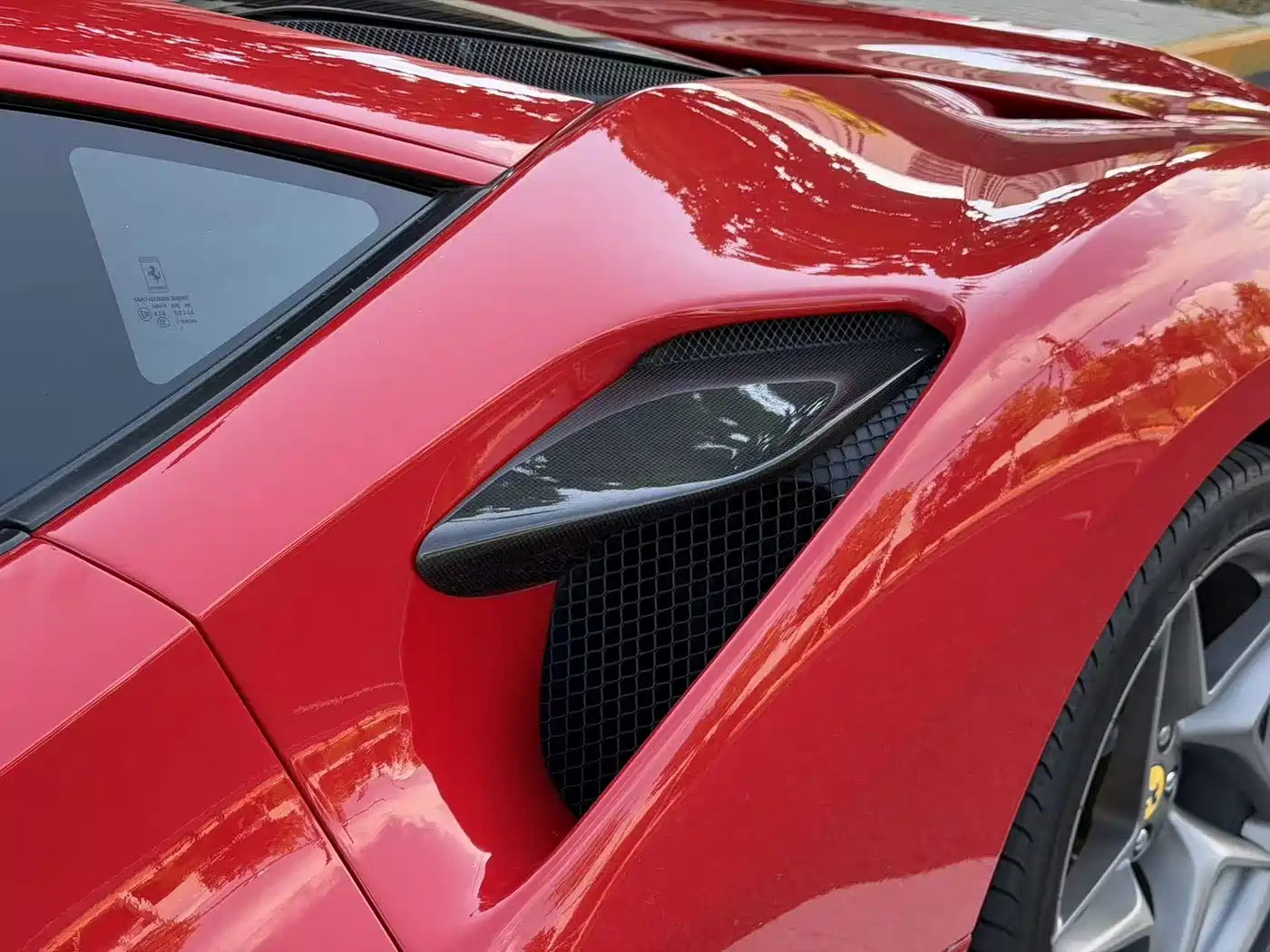 Ferrari F8 2021 2019 Tributo 3.9T V8