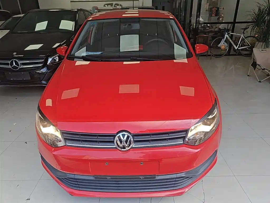 Volkswagen Polo 2018 1.5L Auto Safe Drive фото 3