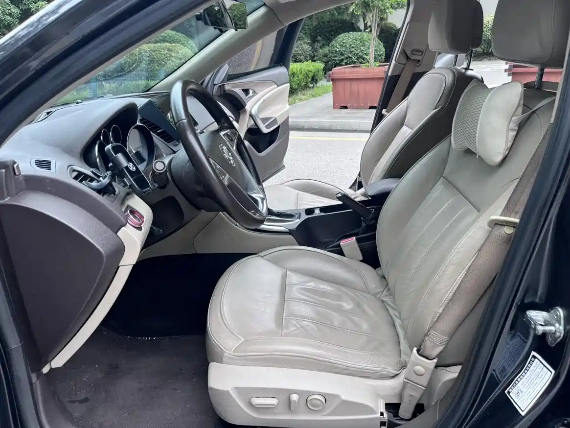 Buick Regal 2012 Model 2.0L Luxury фото 15