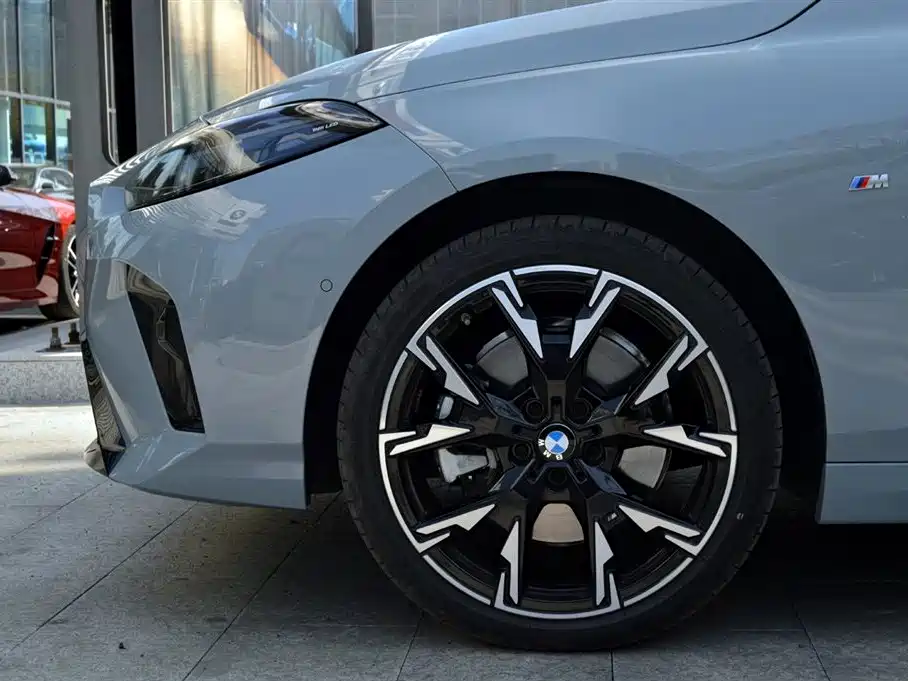 BMW 2 Series 2025 225L M Sport Moonlight Package фото 13