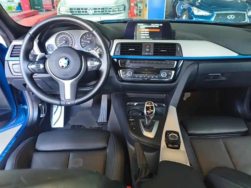 BMW 3 Series 2018 320i M Sport Package фото 10
