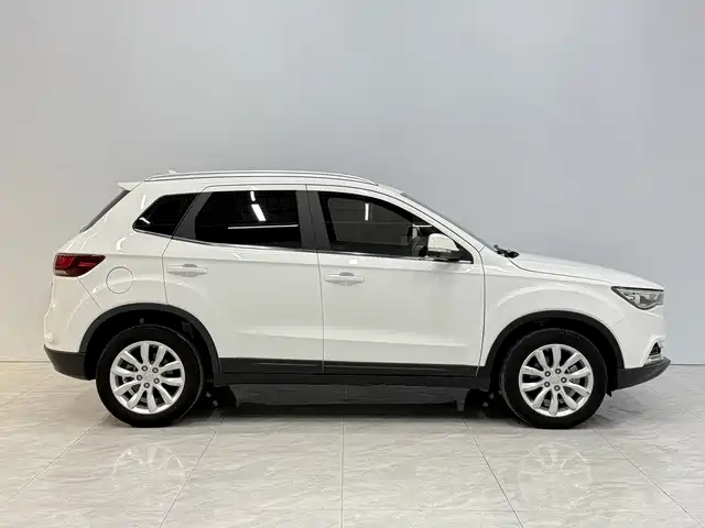 Besturn X40 2020 2019 1.6L Automatic Luxury China VI