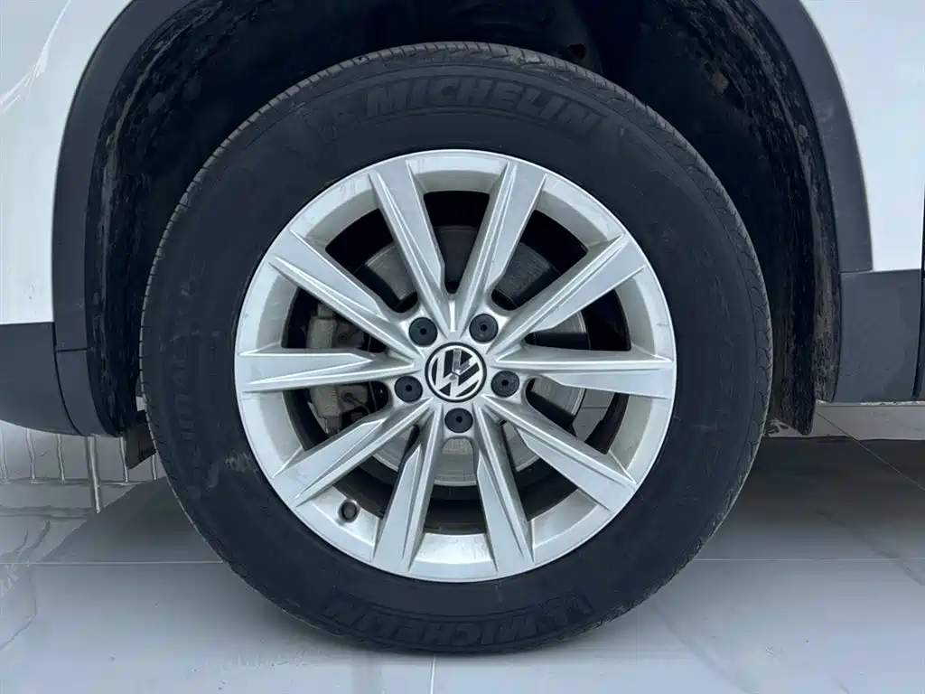 Volkswagen Tiguan 2016 280TSI Automatic 2WD Silk Road Comfort фото 11