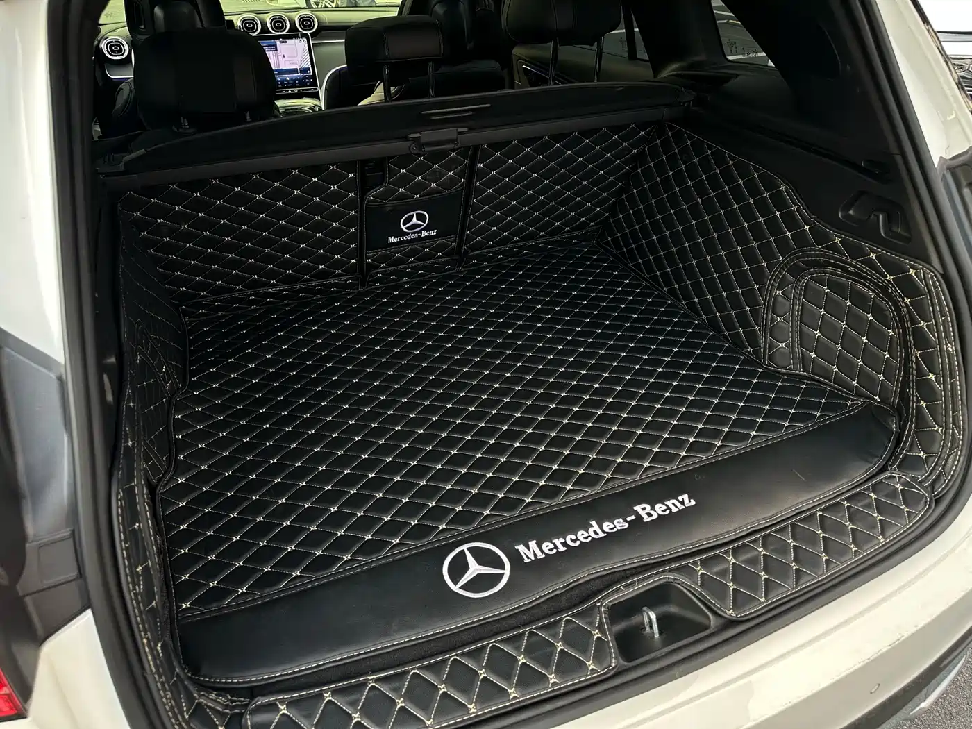 Mercedes-Benz GLC 2023 GLC 260 L 4MATIC Luxury 5-Seater фото 21