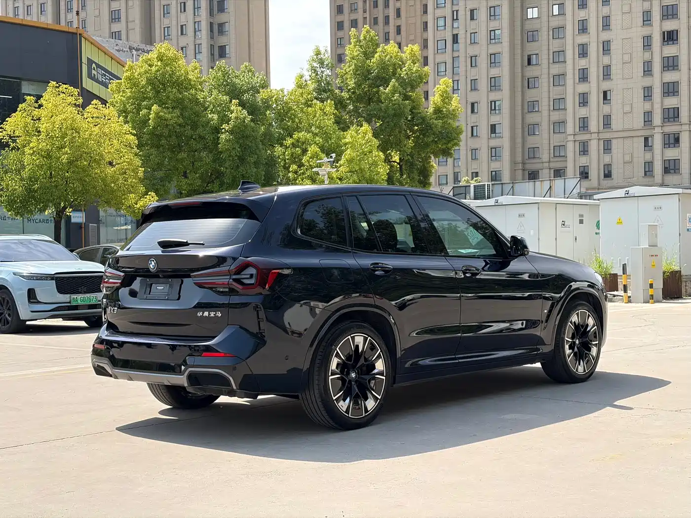 BMW iX3 2022 Innovation Leader фото 5