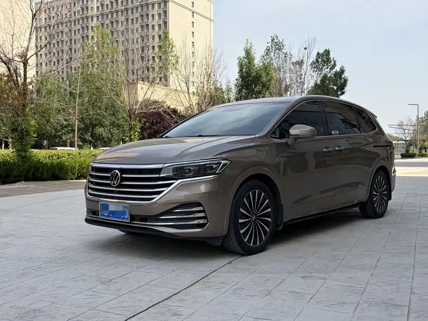Volkswagen Viloran 2020 380TSI Premium фото 3