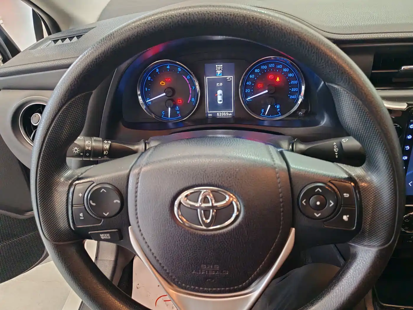 Toyota Levin 2018 185T CVT Premium Edition China V фото 13