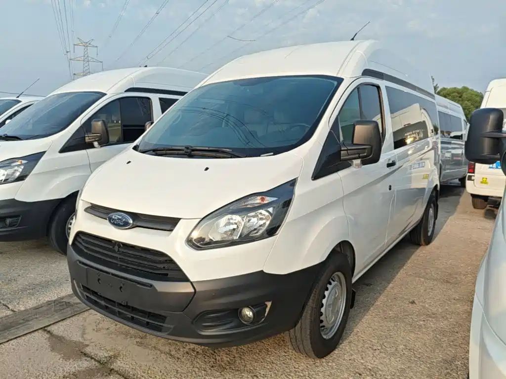 Ford Transit 2023 2019 2.0T Diesel Multi-Purpose Commercial Vehicle Medium Wheelbase Medium Roof 6-Seater China VI