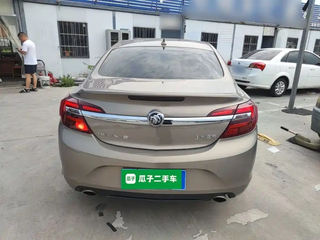 Buick Regal 2015 1.6T Leading Tech Edition фото 6