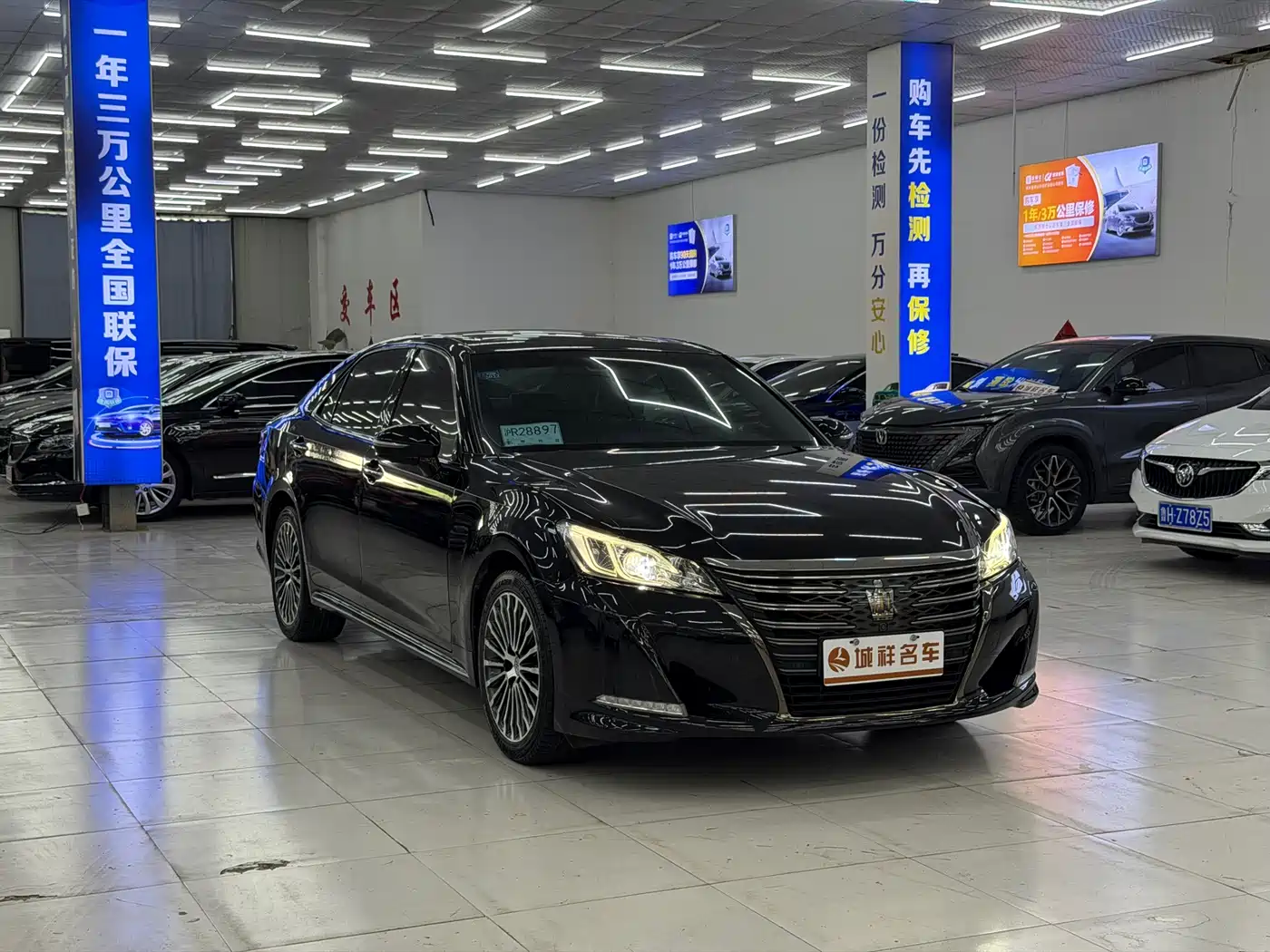 Toyota Crown 2018 2.0T Sport Edition фото 3