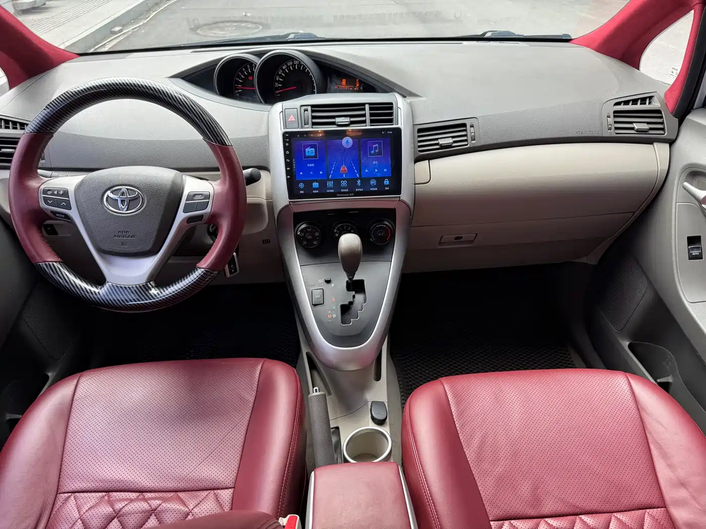 Toyota E'Z 2014 Xingyao 180E CVT Elite фото 6