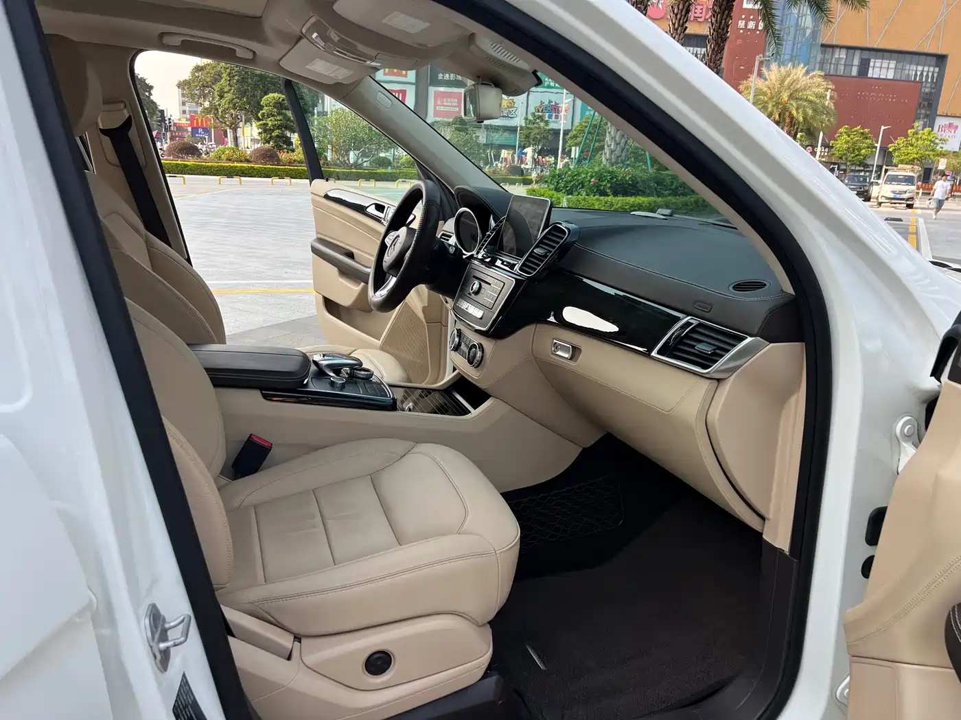 Mercedes-Benz GLE 2016 GLE 400 4MATIC фото 11
