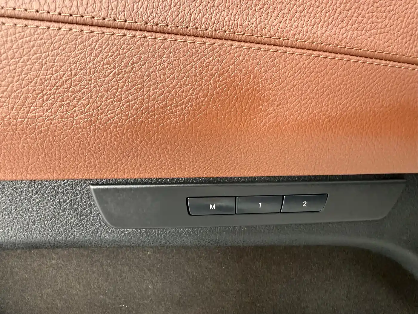 BMW 5 Series GT 2013 535i Elegance фото 11