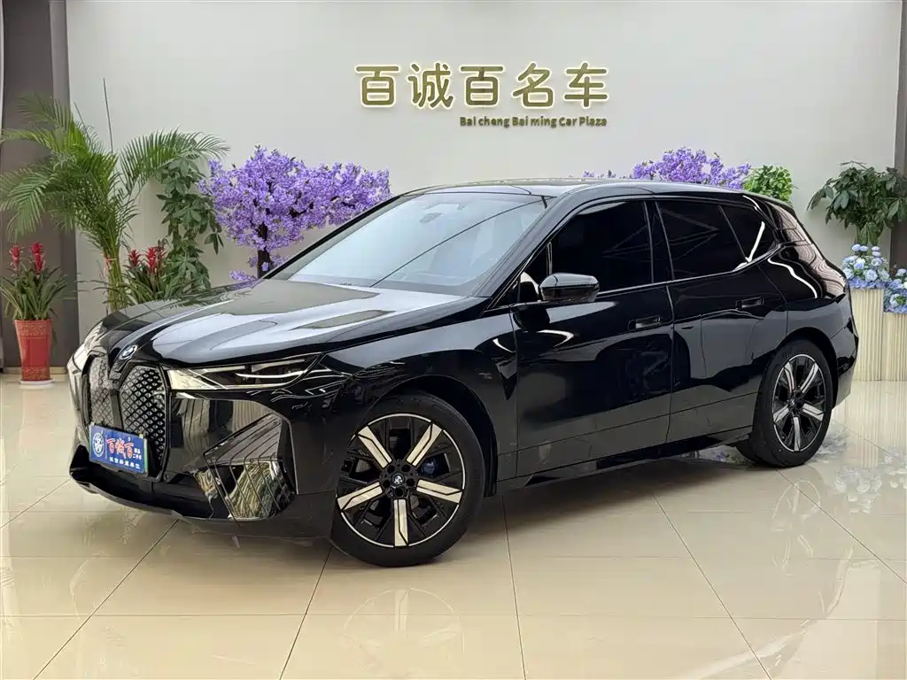 BMW iX 2022 xDrive40 фото 2