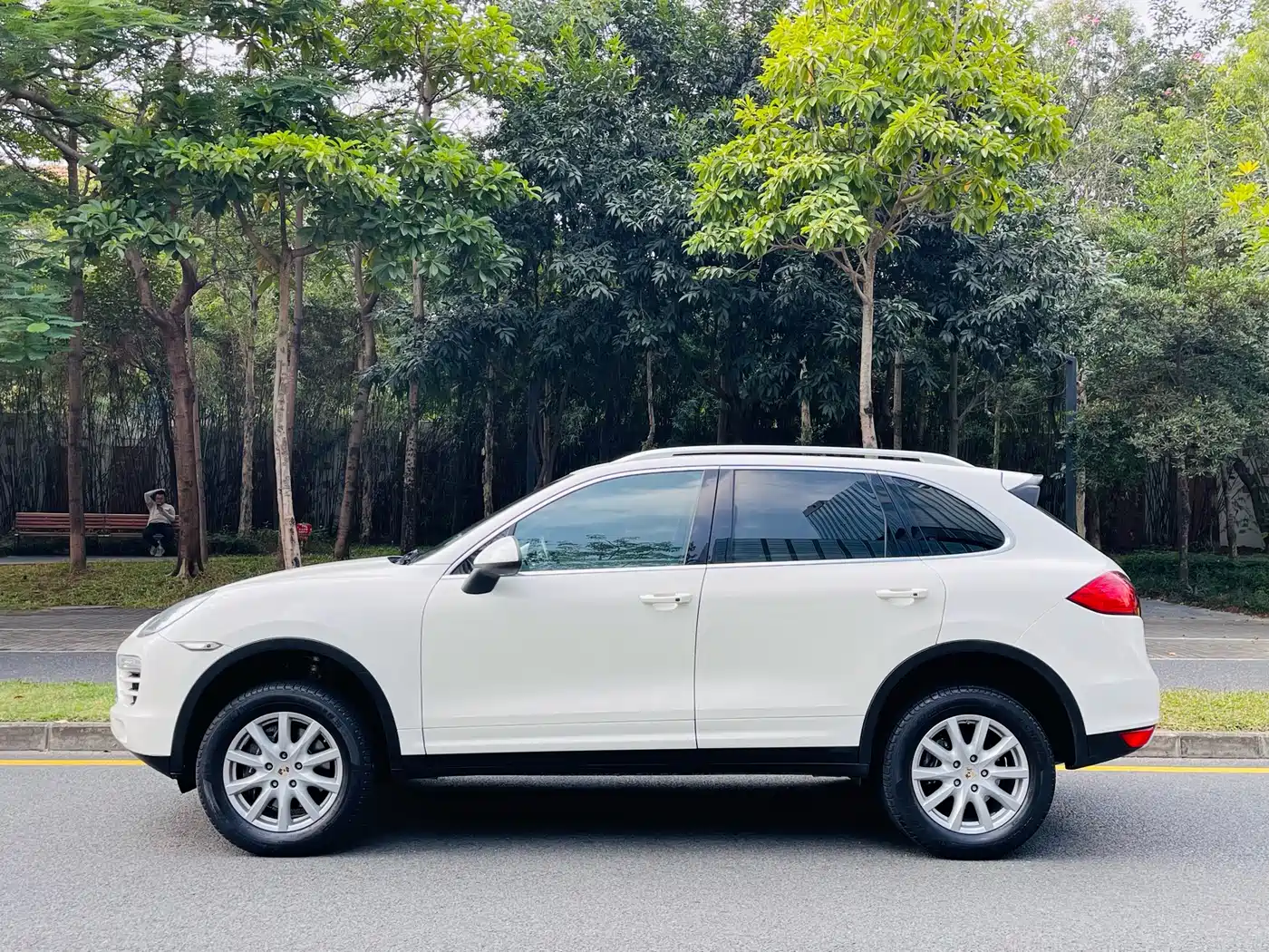 Porsche Cayenne 2011 Cayenne 3.0T фото 4