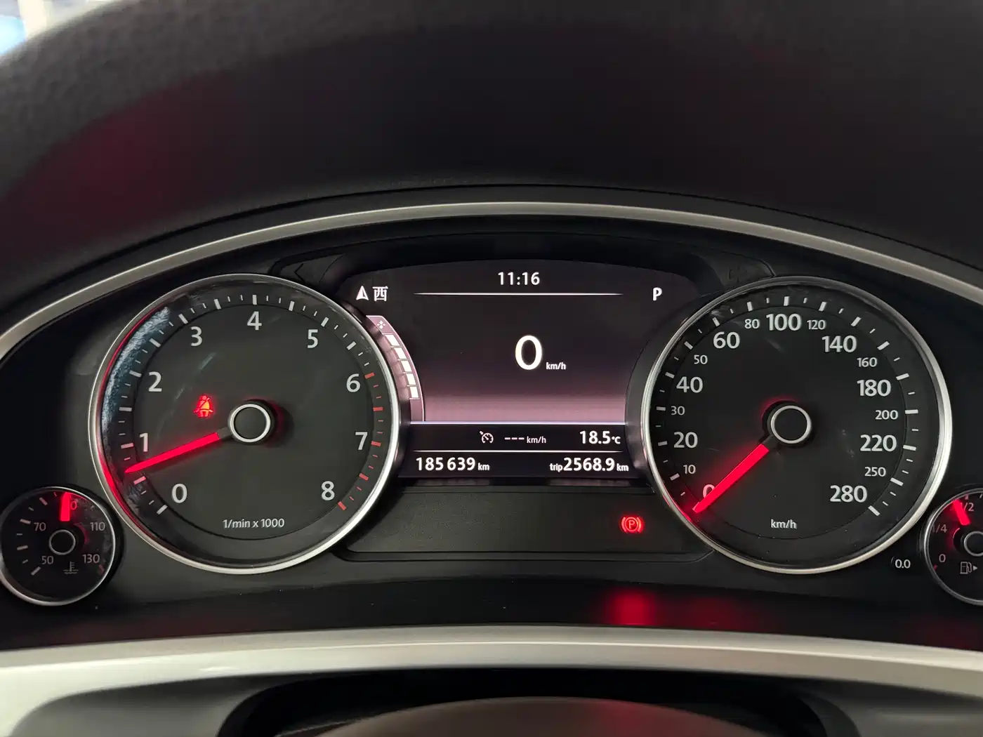 Volkswagen Touareg 2011 3.0TSI Premium фото 15
