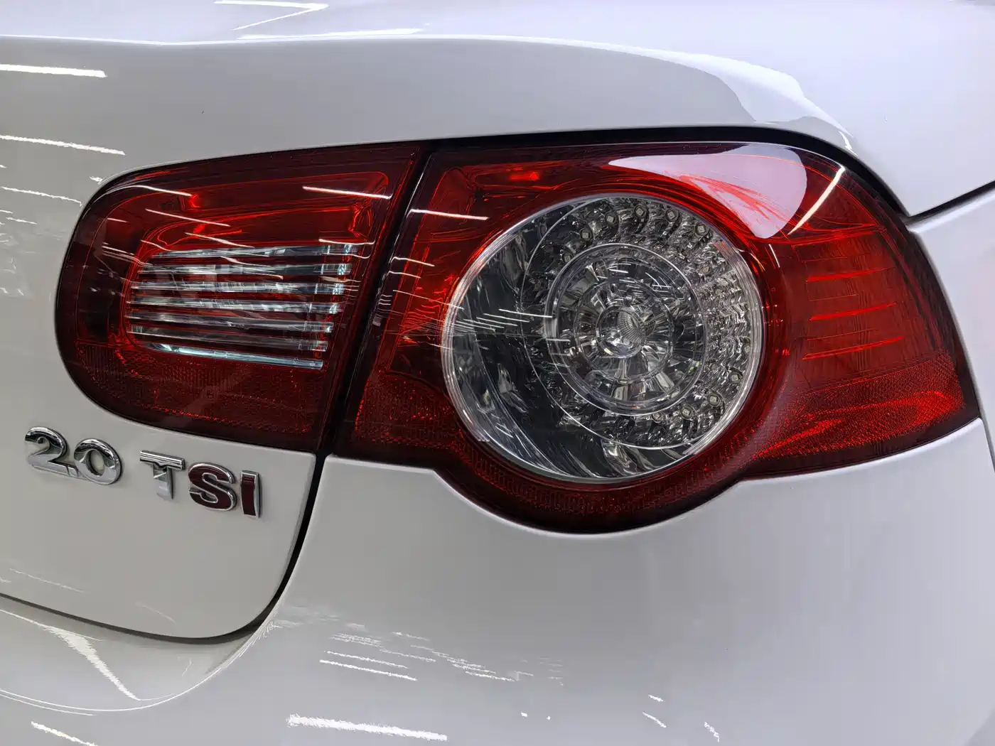 Volkswagen Eos 2010 2010 2.0TSI DSG Luxury