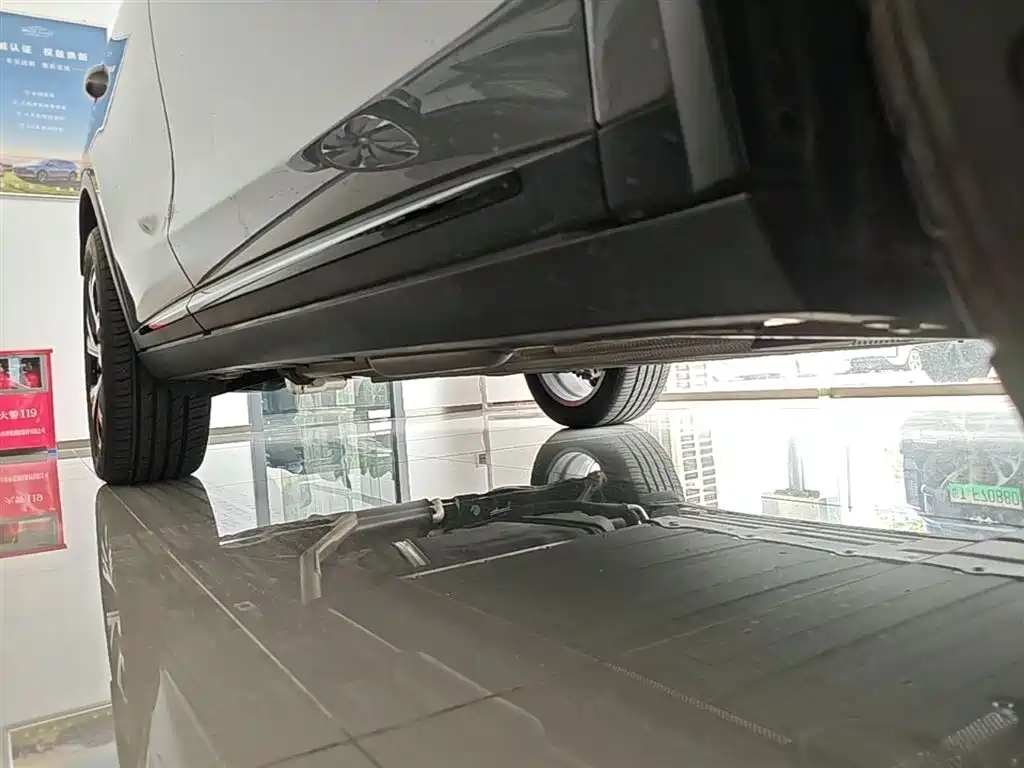 BYD Tang New Energy 2025 Smart Driving Edition DM-i 115KM Flagship фото 21
